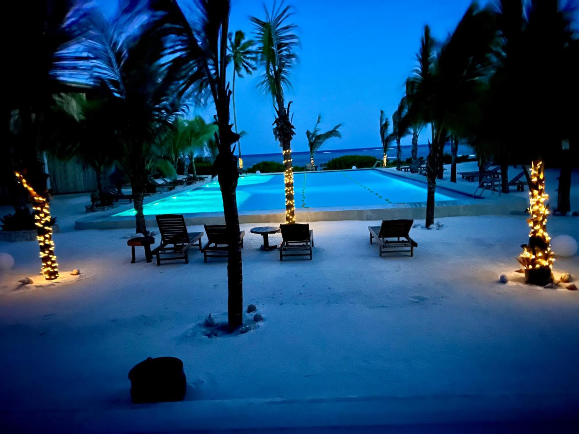 מאטמווה Infinity Beach Boutique Hotel & Spa מראה חיצוני תמונה
